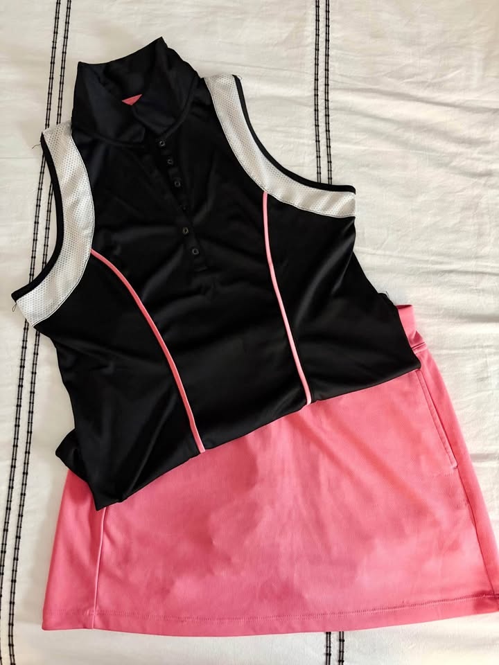 Adorable Ladies Golf Outfit