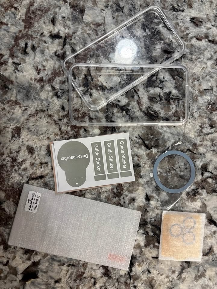 iPhone 13 Case & Screen - photo 2