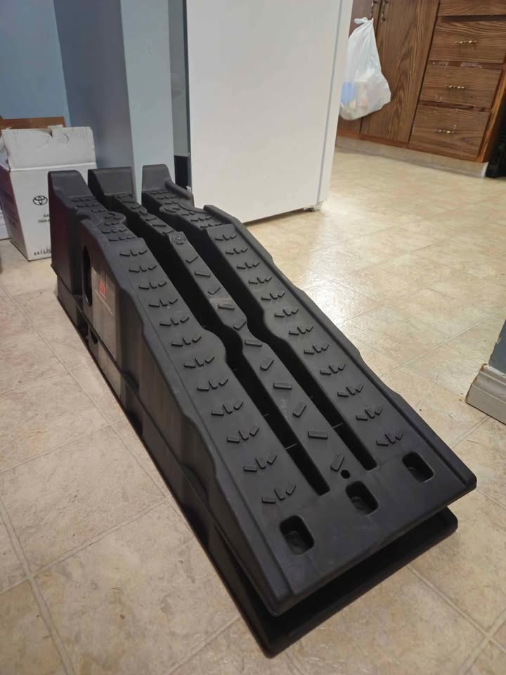 Maintenance ramps - photo 2