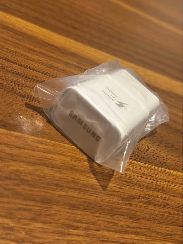 Certified Adaptive Fast Charger 15W for Samsung (USB A) - photo 3