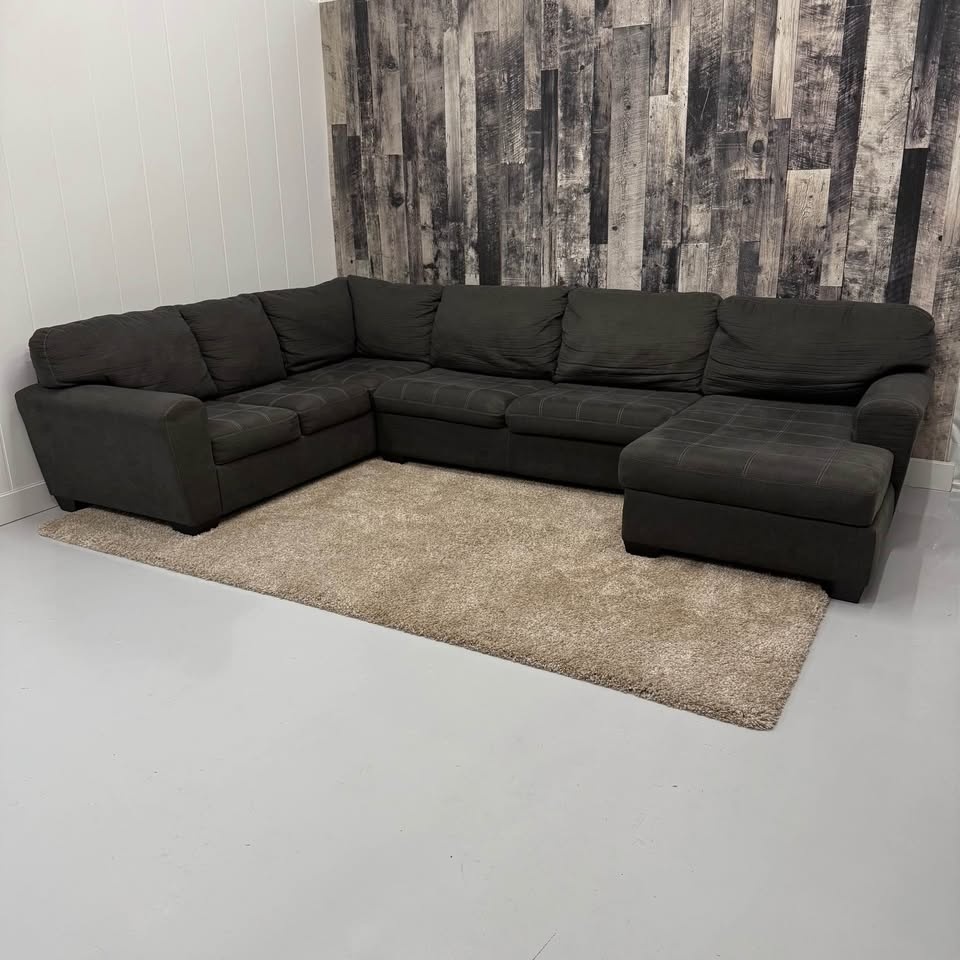 Ashley Altari U-Shape Sectional – Charcoal - photo 2