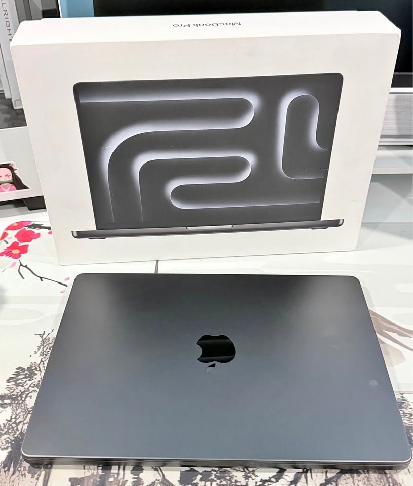 14” MacBook M4 Pro (24GB/512GB) + AppleCare+ until Nov 2026