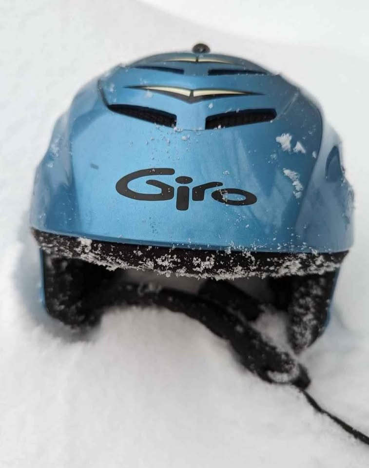 Ski Package: Skis + Boots + Poles + Helmet + Goggles - photo 4