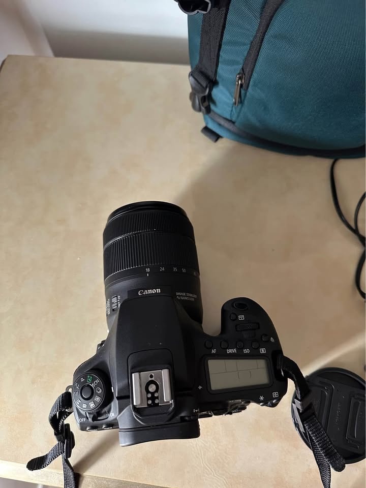 Canon EOS 90D DSLR Camera with 18-135mm Lens - photo 2