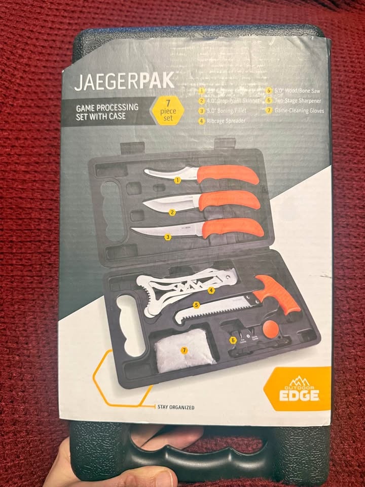 JaegerPak 8-Piece Hunting Knife Set & Field Dressing Kit