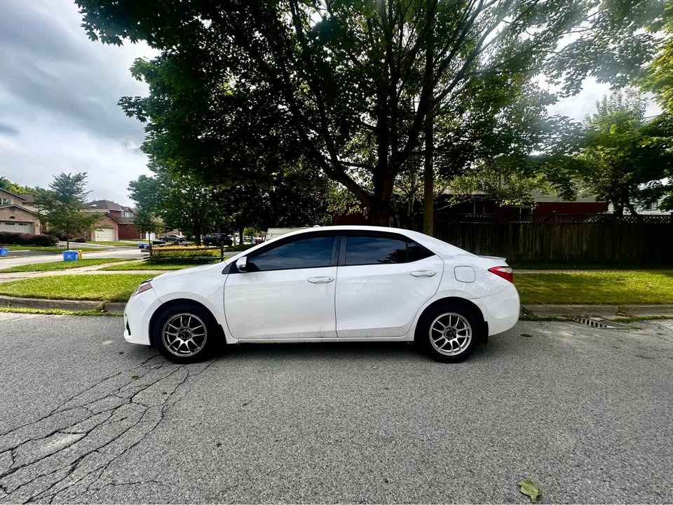 2014 Toyota Corolla S *233k* - photo 5
