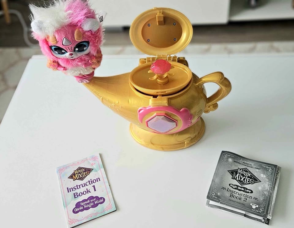 Magic Mixies Magic Genie Lamp Toy