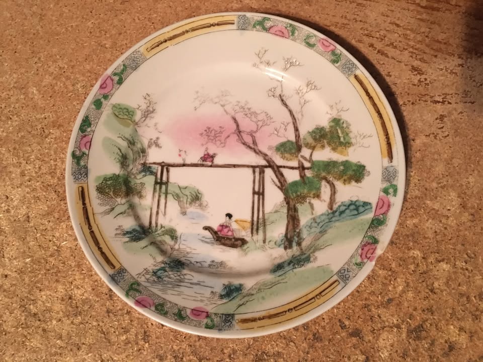 LOT OF 8 JAPANESE CHINESE VASES DISHES TRAY OTAGIRI GEISHA FLOWE - photo 2