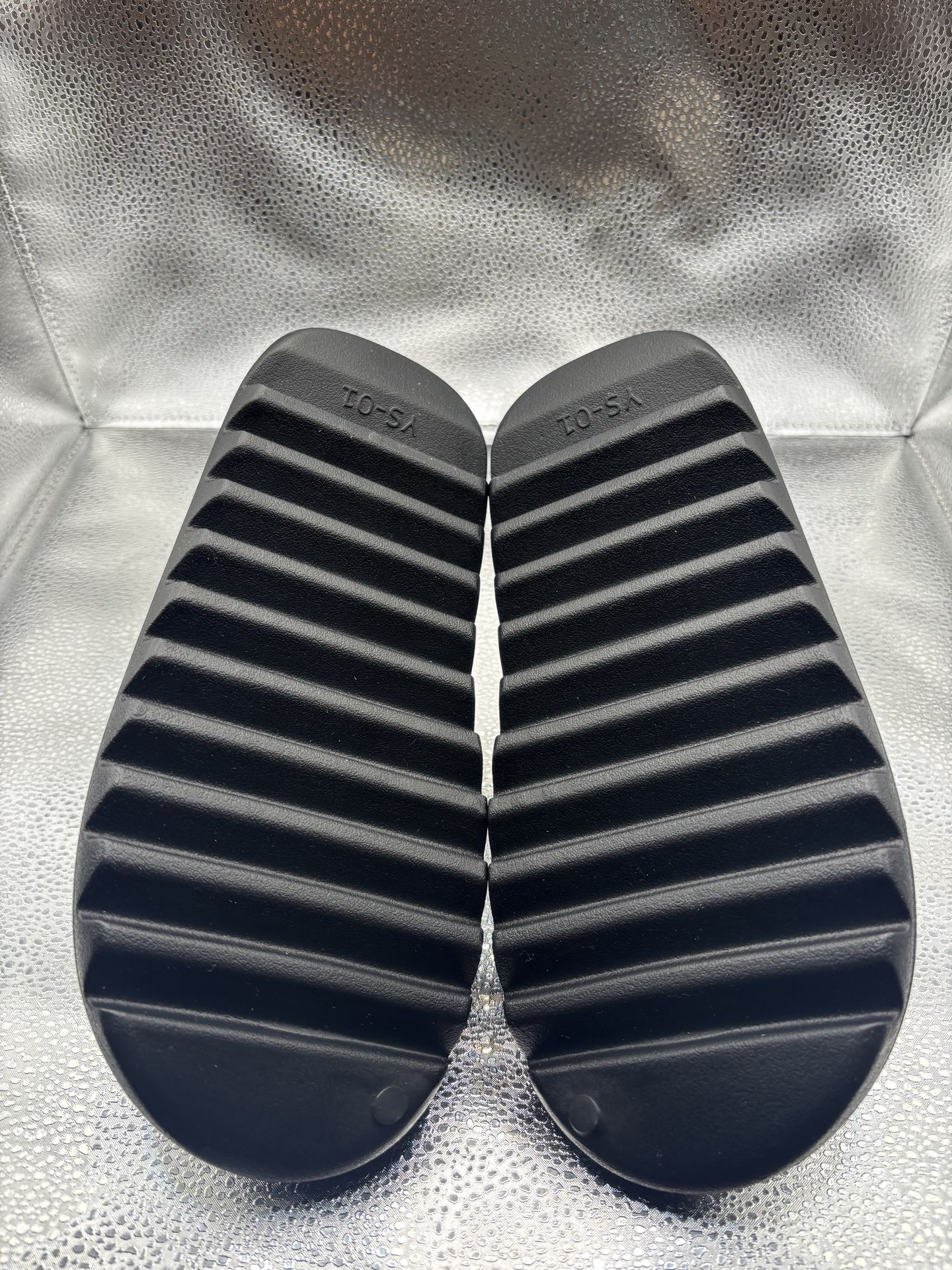 Yeezy Slide YS-01 Black - photo 3