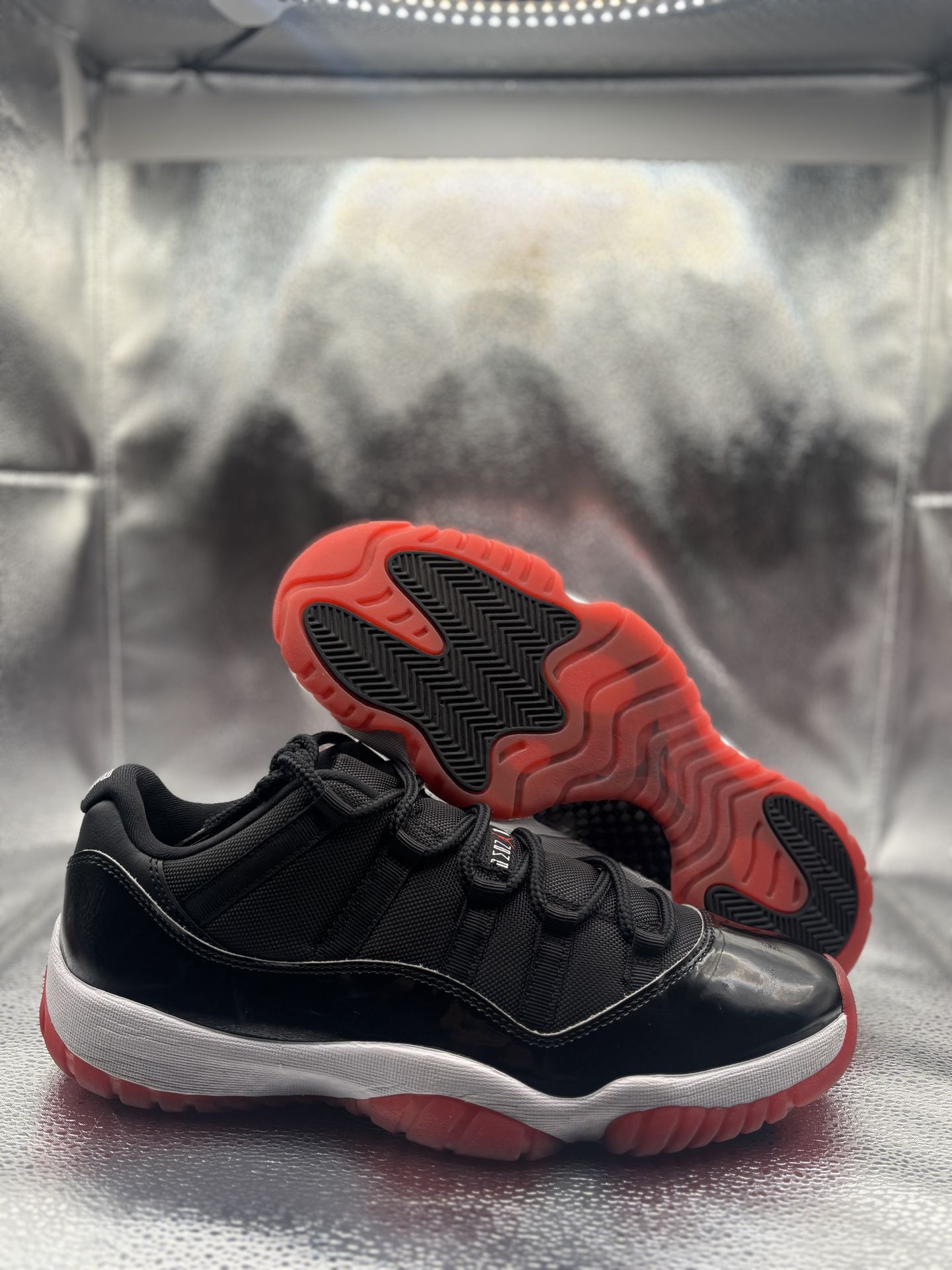 Air Jordan 11 low bred