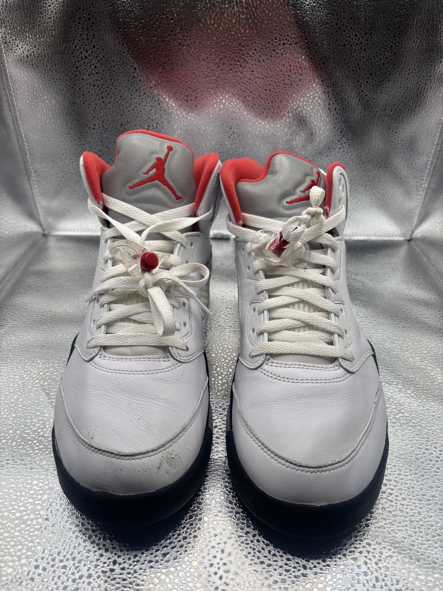 Air Jordan 5 Fire Red 2020 - photo 2