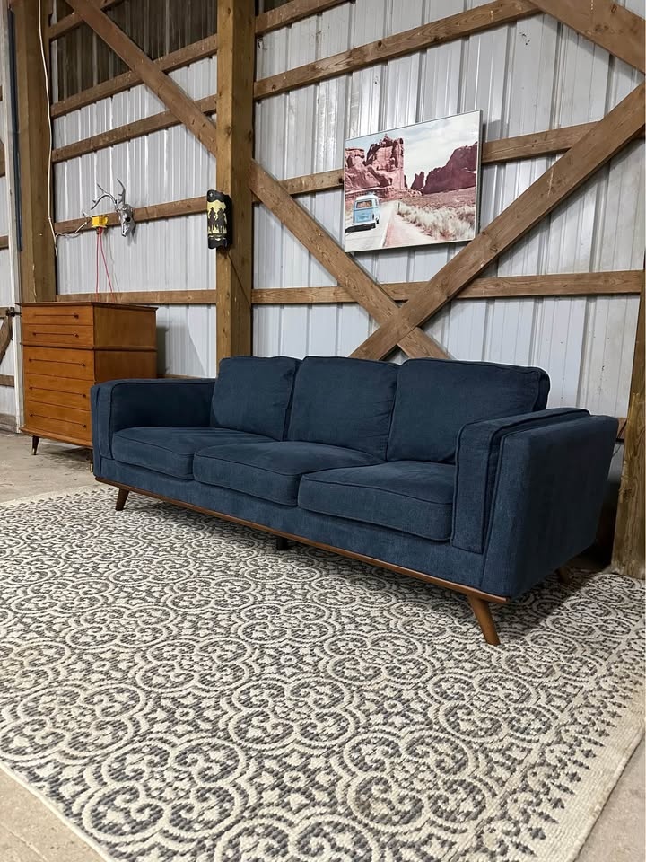 Leon’s Modern Teak Retro Sofa in Blue 🛋️ - photo 3