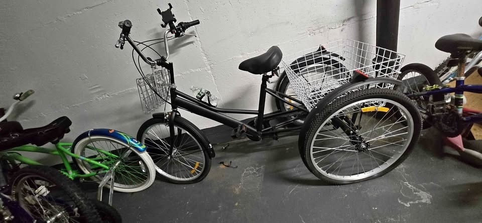 Adult Unisex Trike... Brand New! Fully Assembled by Professional