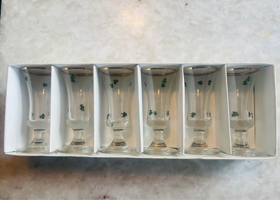 6 Shamrock Liqueur Glasses - photo 3