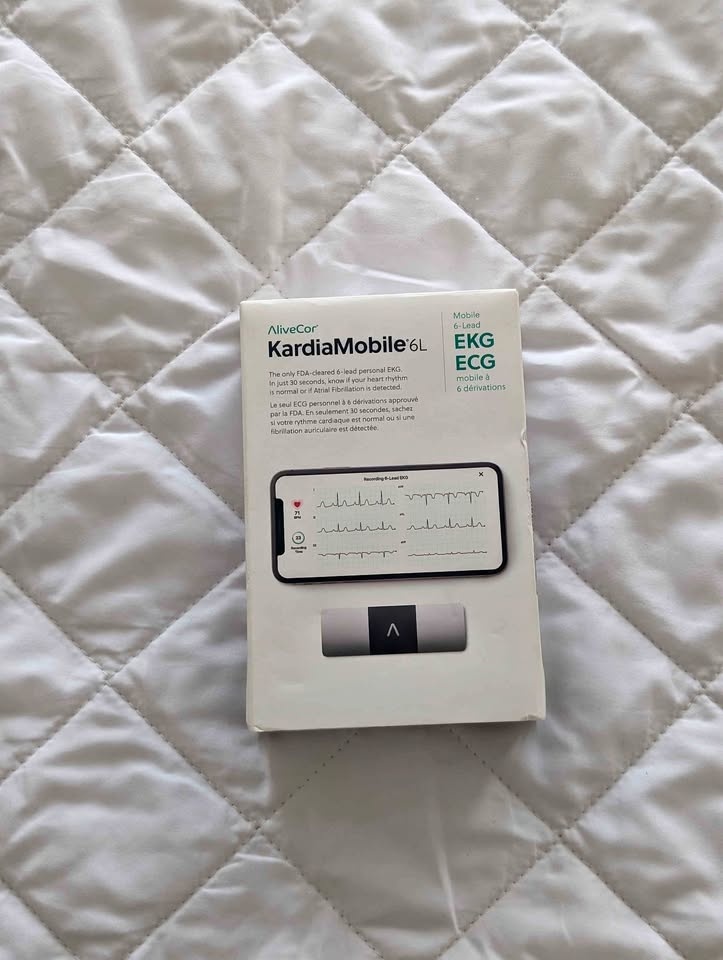 KardiaMobile Six-Lead Personal ECG Monitor