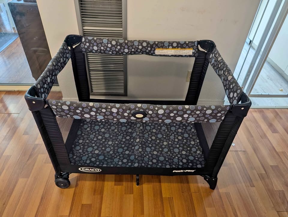 Graco Pack and Play Portable Playard