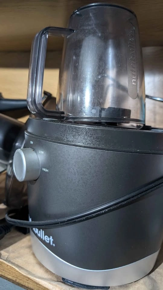 Nutribullet Fresh Fruit and Vegetables Juicer 800W - photo 2