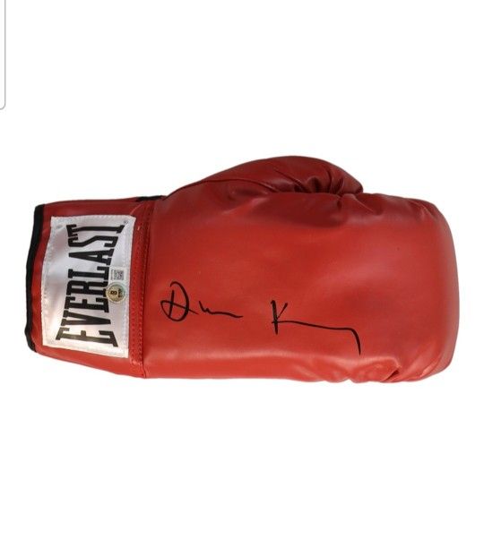 Devin Haney Signed Everlast Boxing Glove (Beckett)