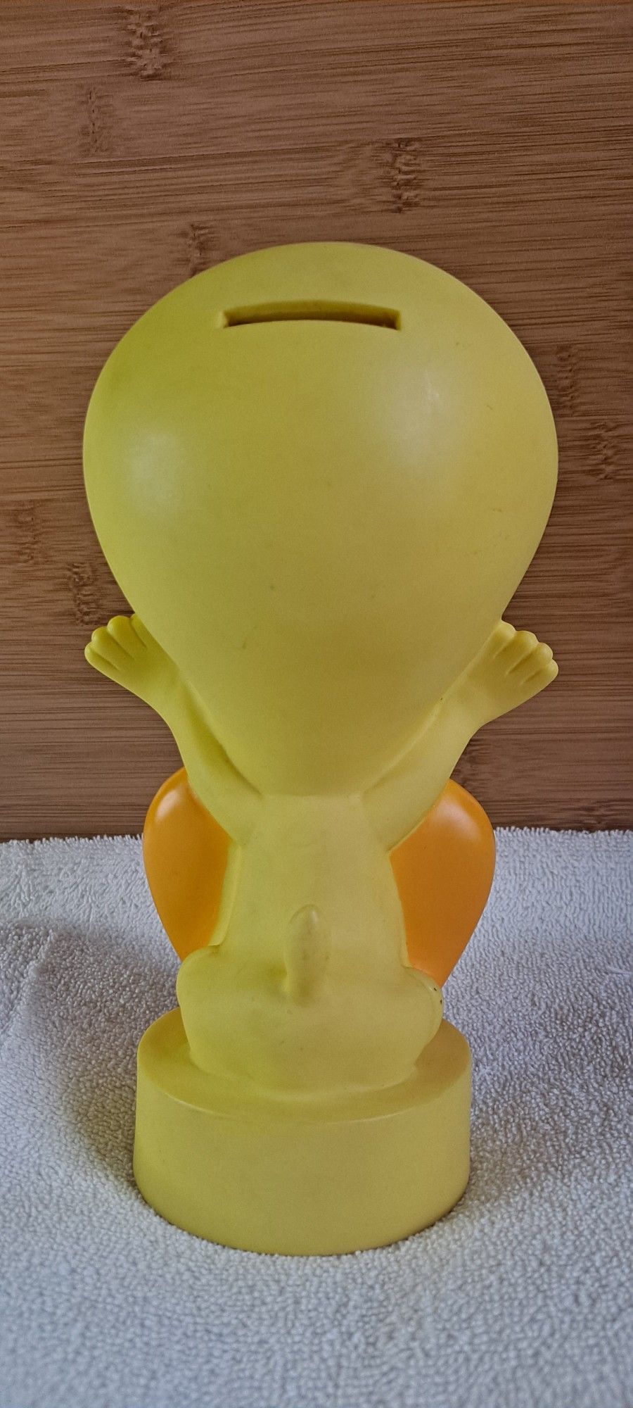 Vintage 1996 Six Flags Tweety Bird Bank - photo 3