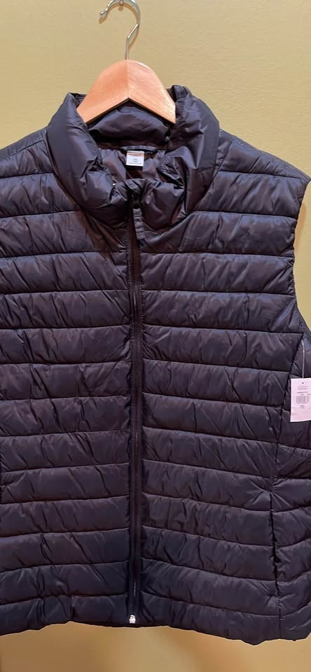 Old Navy Black Puffer Vest XXL/XXG - photo 2