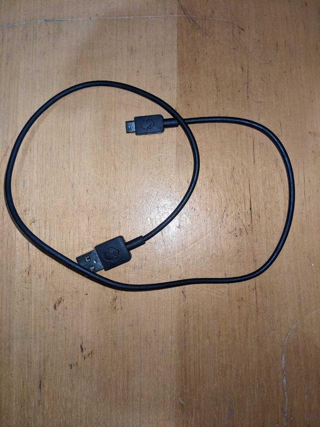 Skullcandy Charging Cable - photo 2