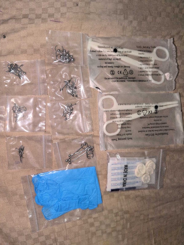 Body Piercing Kit