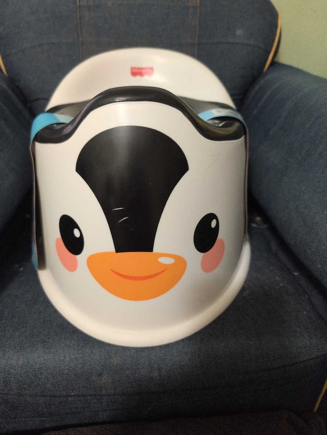 Fisher-Price Penguin Potty - photo 2