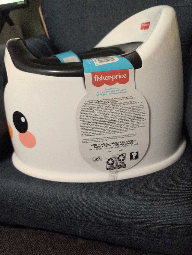 Fisher-Price Penguin Potty - photo 4