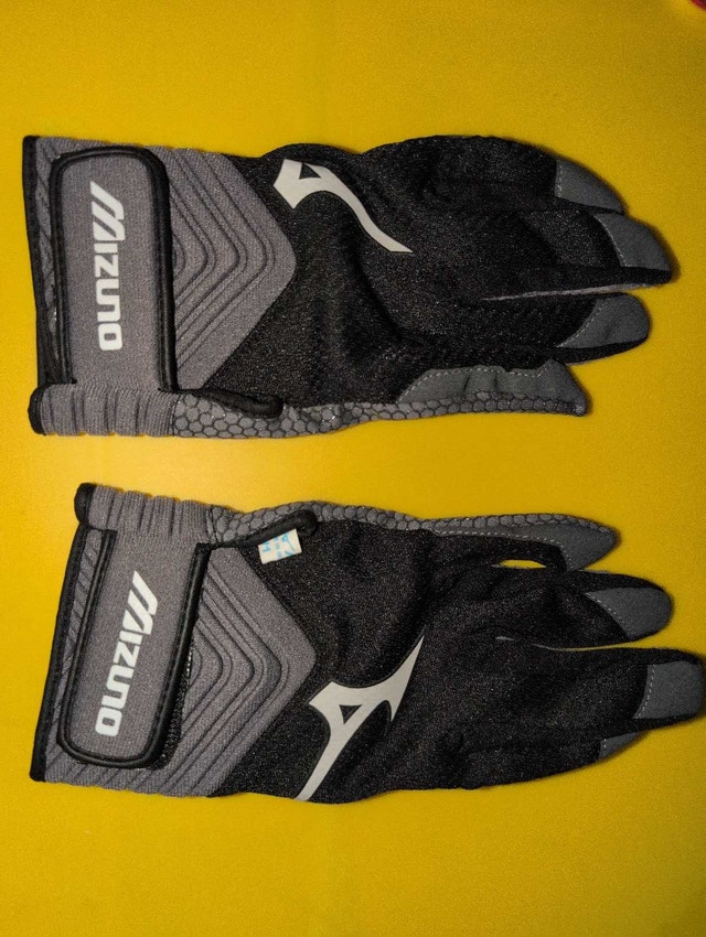 Mizuno Riding Gloves - Size Small