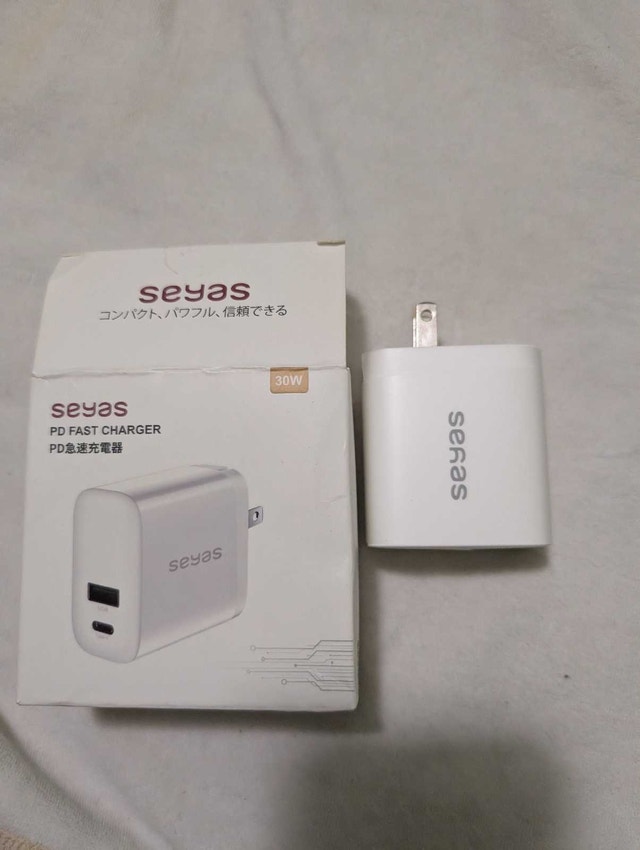 Seyas 30W Charger