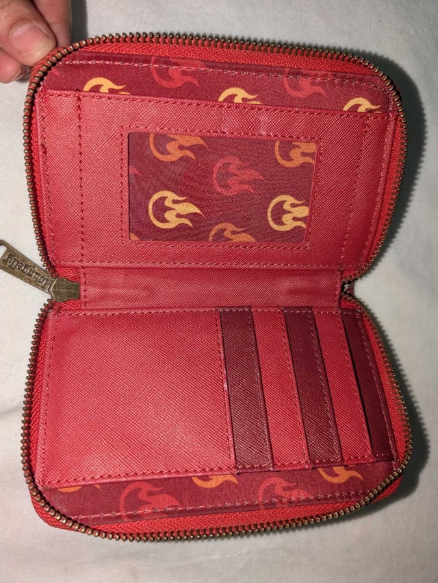 Loungefly Pokemon Charmander Evolution Wallet - photo 3