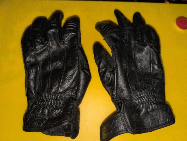 Black Leather Gloves
