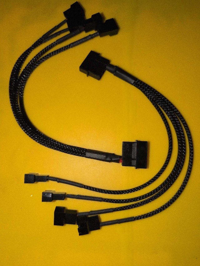PC Fan Splitter Cable - photo 2
