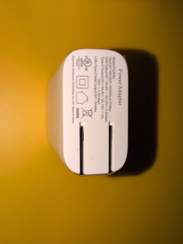 Seyas 30W PD Fast Charger - USB & Type-C Ports - photo 2