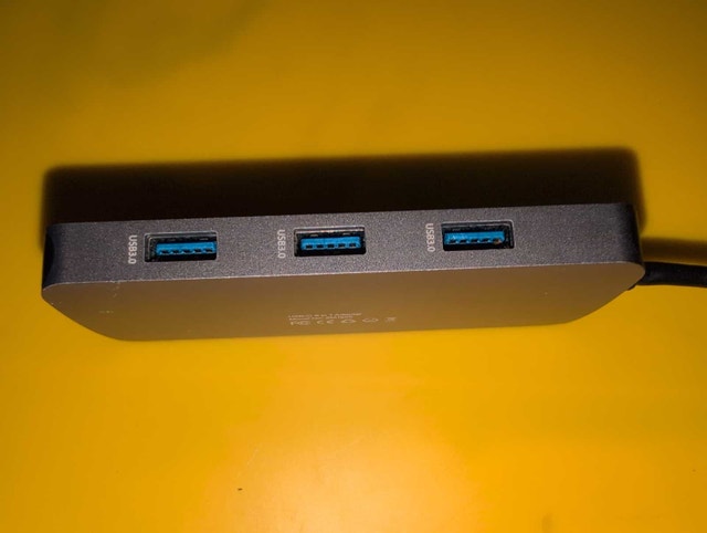ZMUIPNG USB-C Hub - photo 2