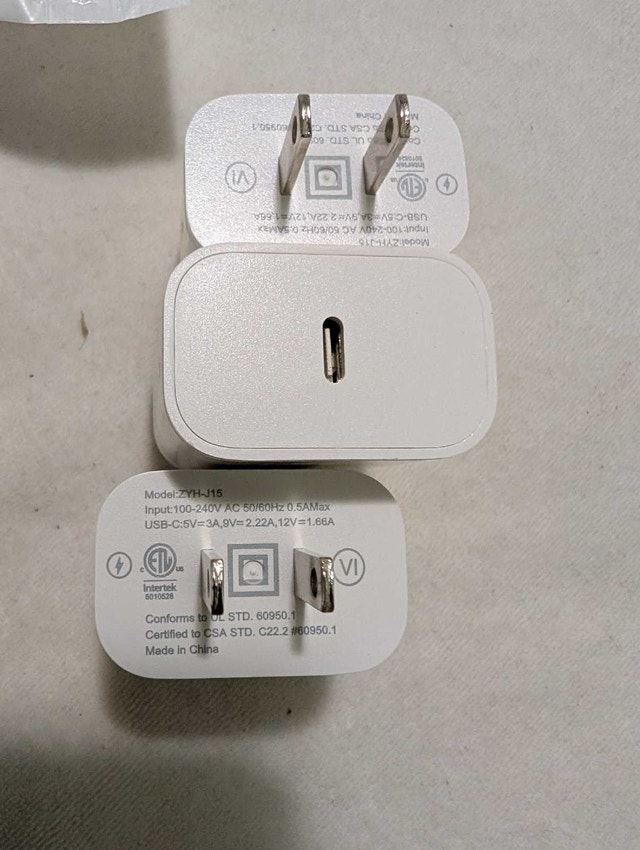 20W USB-C Power Adapter