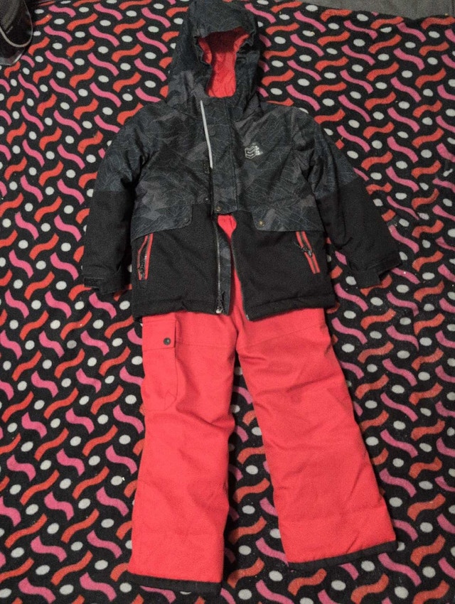 Surface Snowsuit Size 6