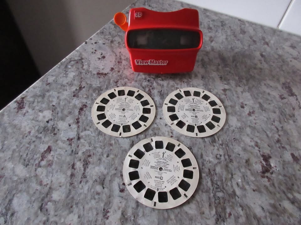 Vintage View Masters and Reels - photo 2