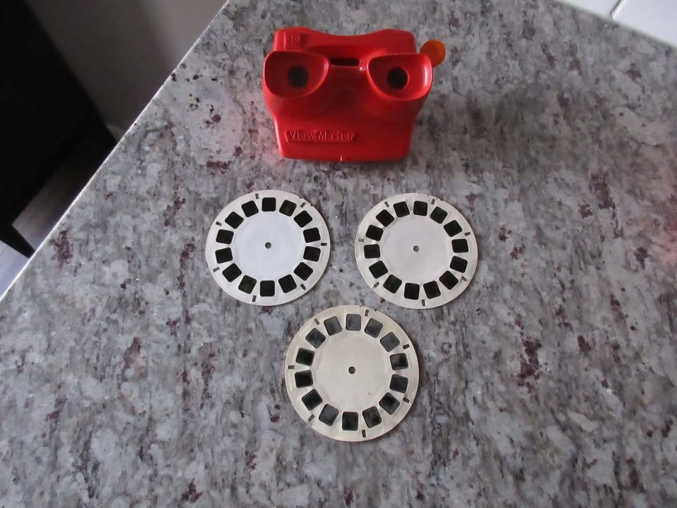 Vintage View Masters and Reels - photo 3