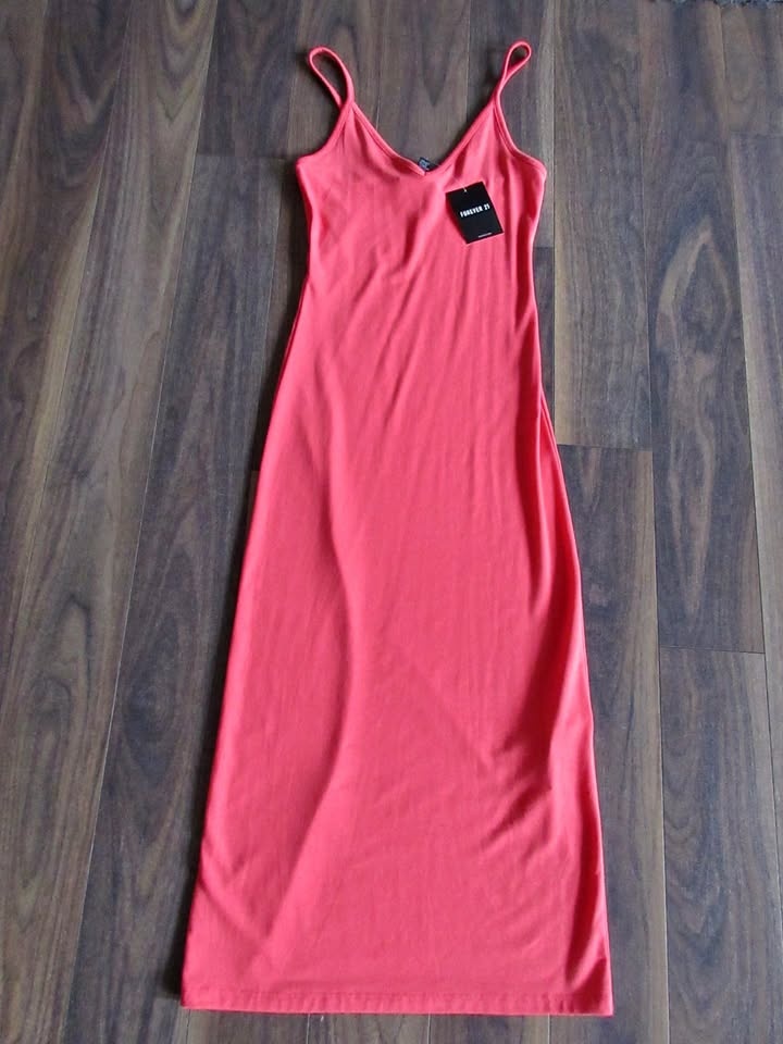 New Ladies Size Small Dress
