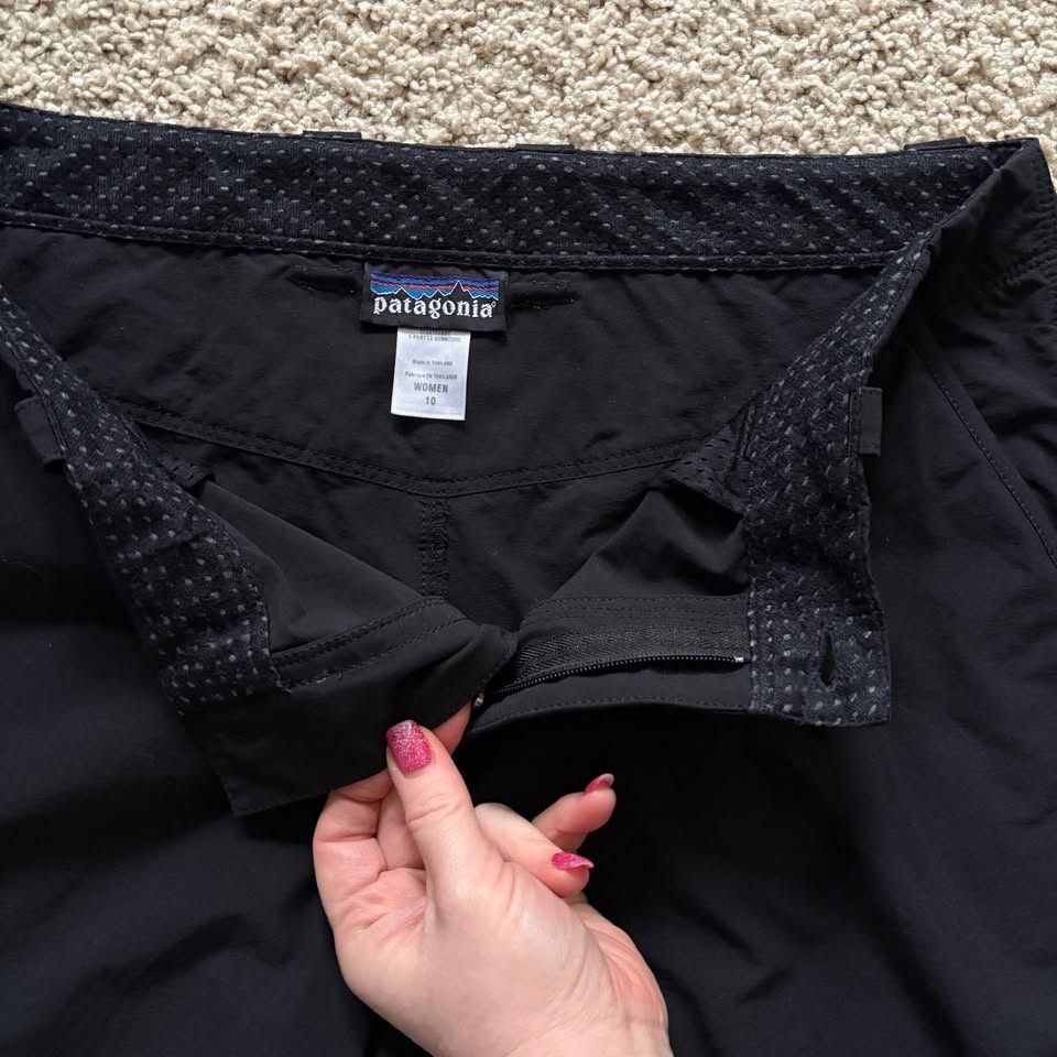 Patagonia Women's Size 10 Hiking Pants Black - photo 3
