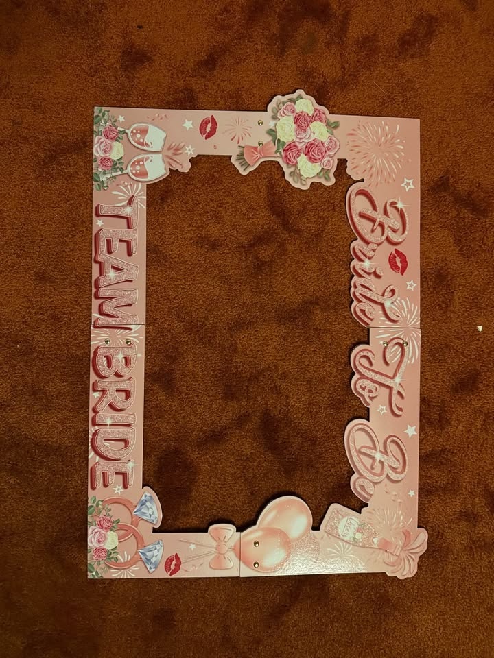 Team bride bridal sign for photos - photo 2
