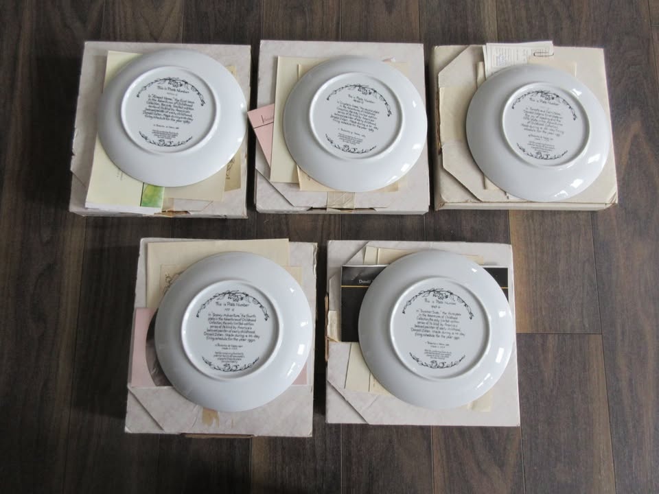 Collectors Plates - photo 2