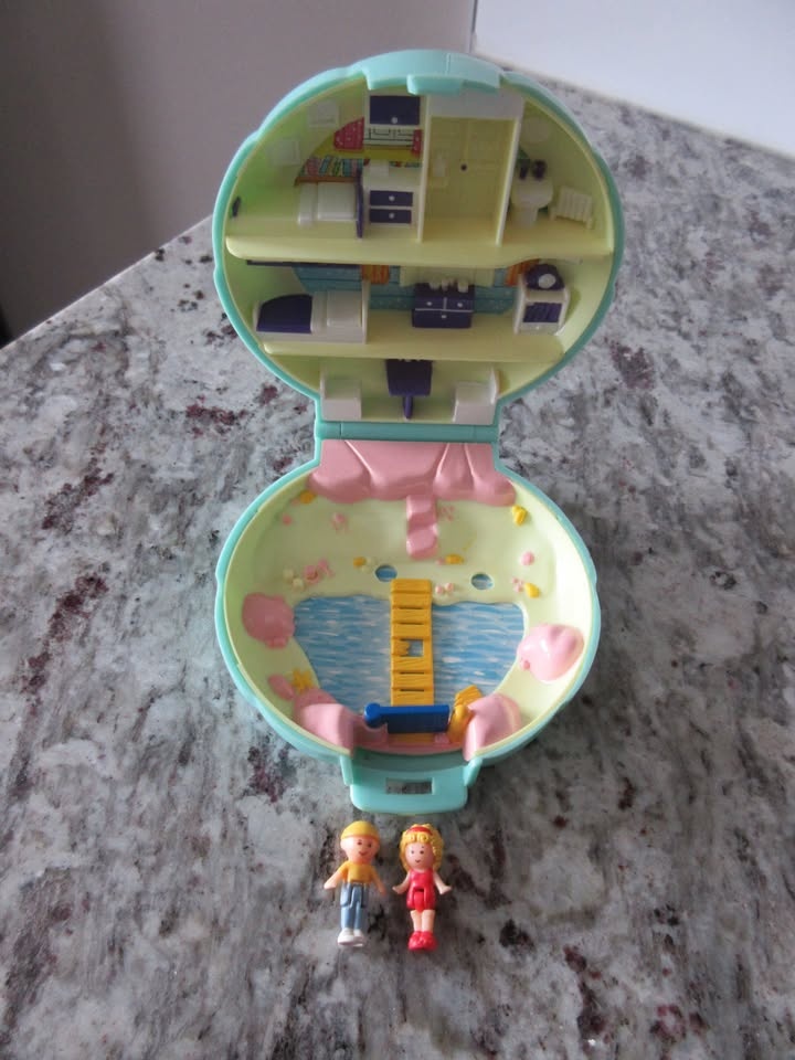 Vintage Polly Pocket Compact Playsets - photo 2