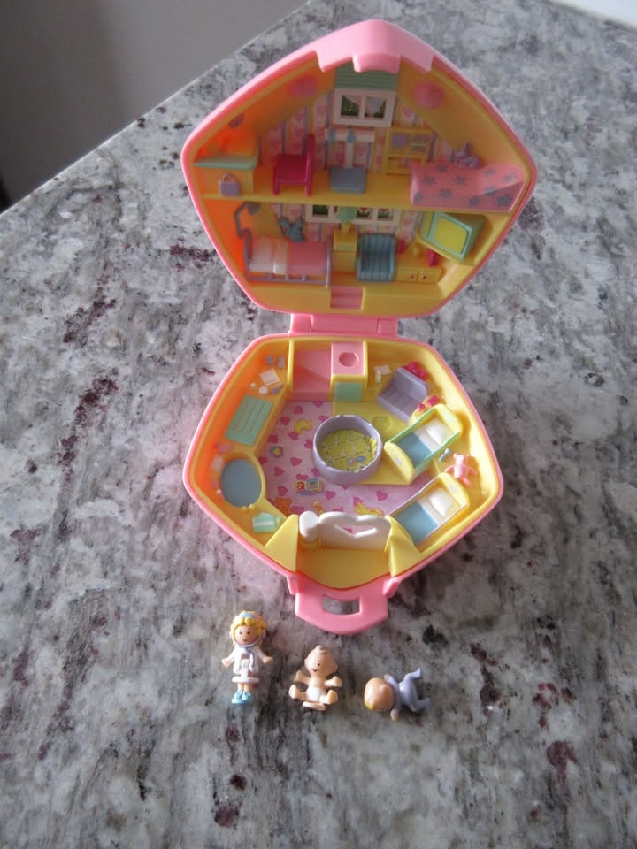 Vintage Polly Pocket Compact Playsets - photo 3