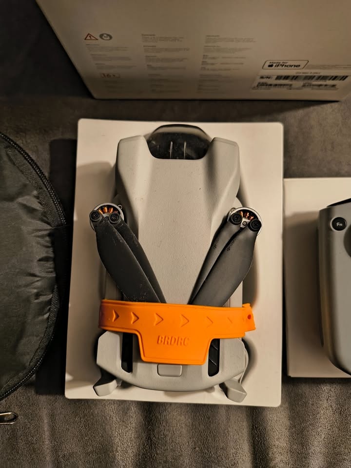 DJI Mini 3 with Accessories - photo 4