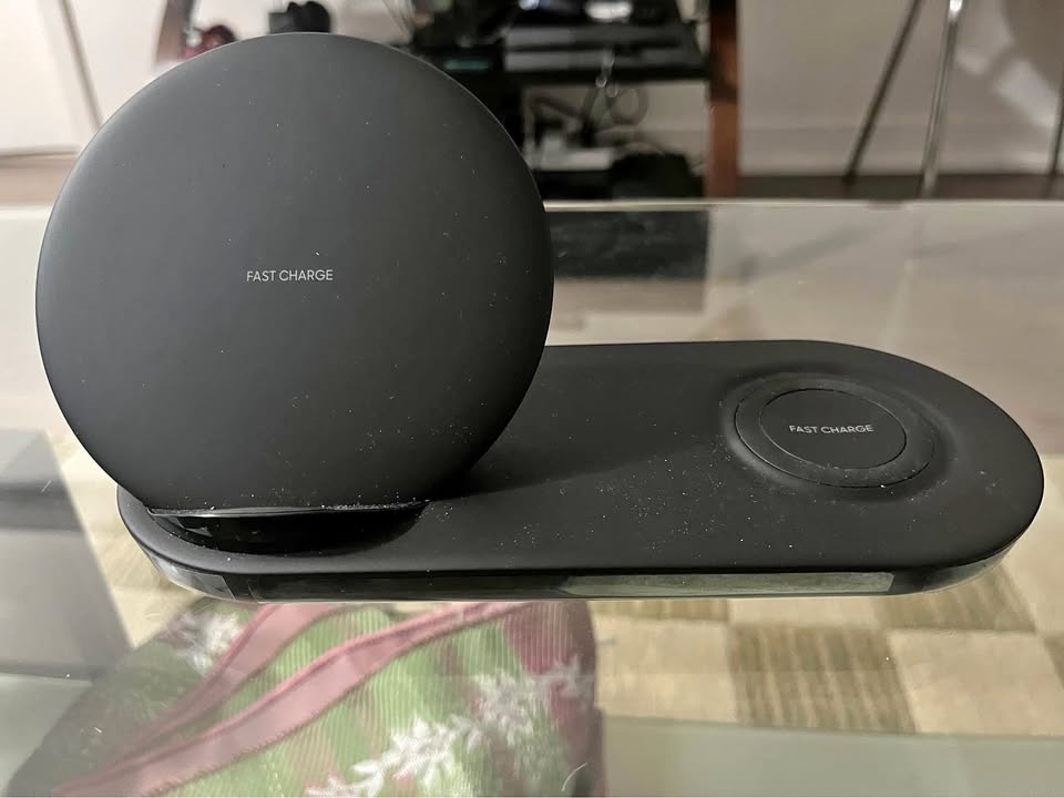 Samsung Original Dual Wireless Fast Charger