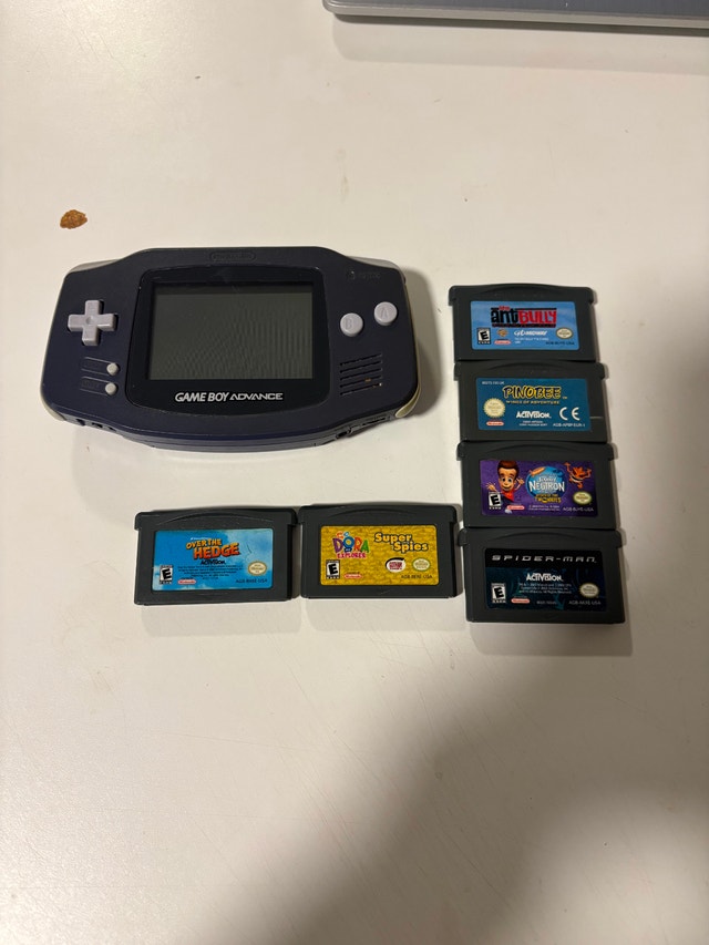 Gameboy Advance w/ Games