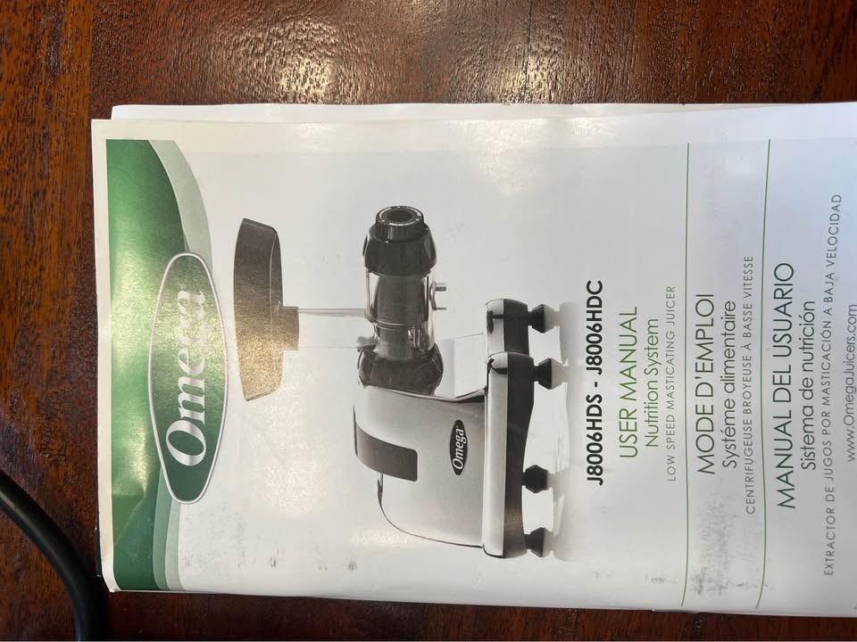 Omega J8006HDS Nutrition Center Masticating Juicer - photo 3