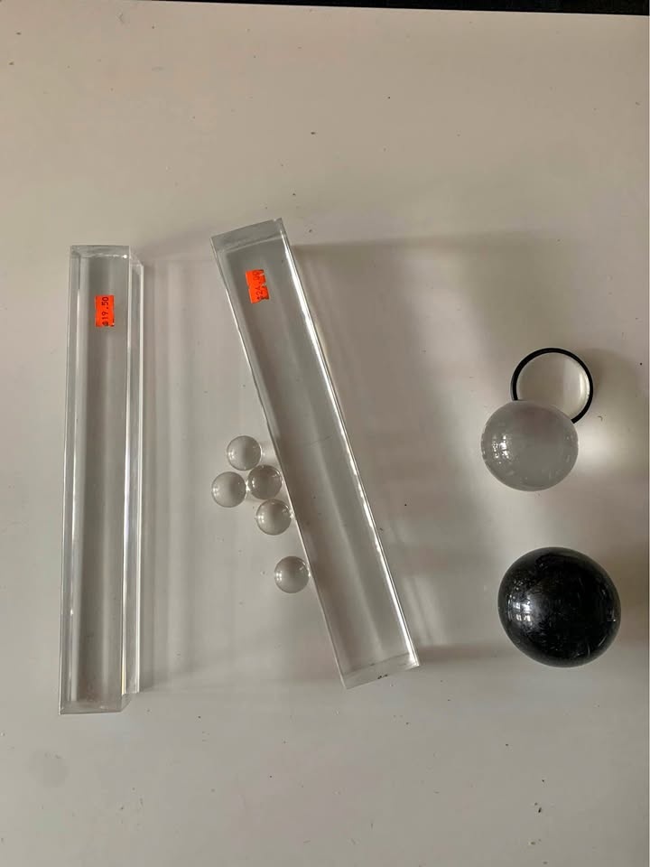 Set of acrylic pieces